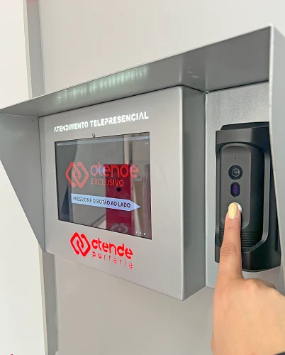 Terminal de atendimento e controle de acesso
